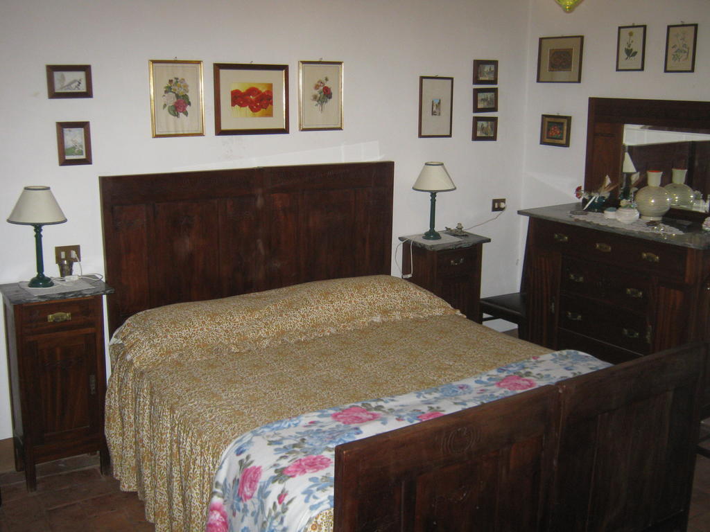 Agriturismo Santa Maria Torrita di Siena Værelse billede